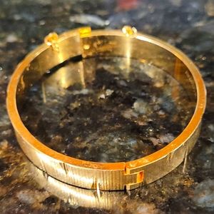 Vintage Gold Tone Hinged Bracelet
